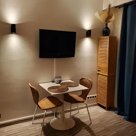 Appartement La Bord De Et Parking Privee Menton